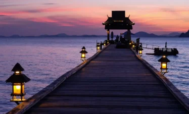 Sail Through the Backwaters and Temples of Kerala in South India