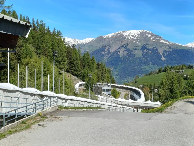 Luge 2 Rides + Combine World A+