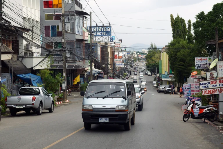 HKT Airport to Krabi Hotel – Enroute Krabi City Tour (SHELL CEMETERY ,BLCK CRAB ,WAT THAM SUEA KRABI – Max 3 Hours)