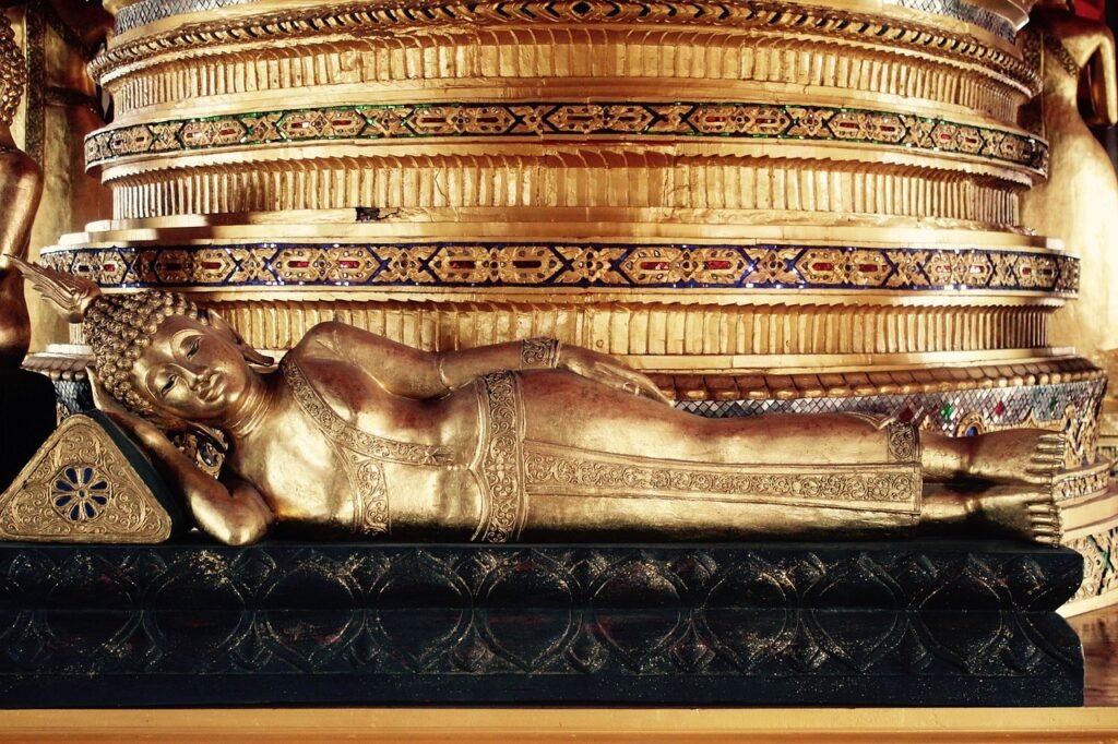 Bangkok City Tour – Don Mueang International Airport To Golden Buddha & Marble Buddha & Gems Gallery To Bangkok Hotel